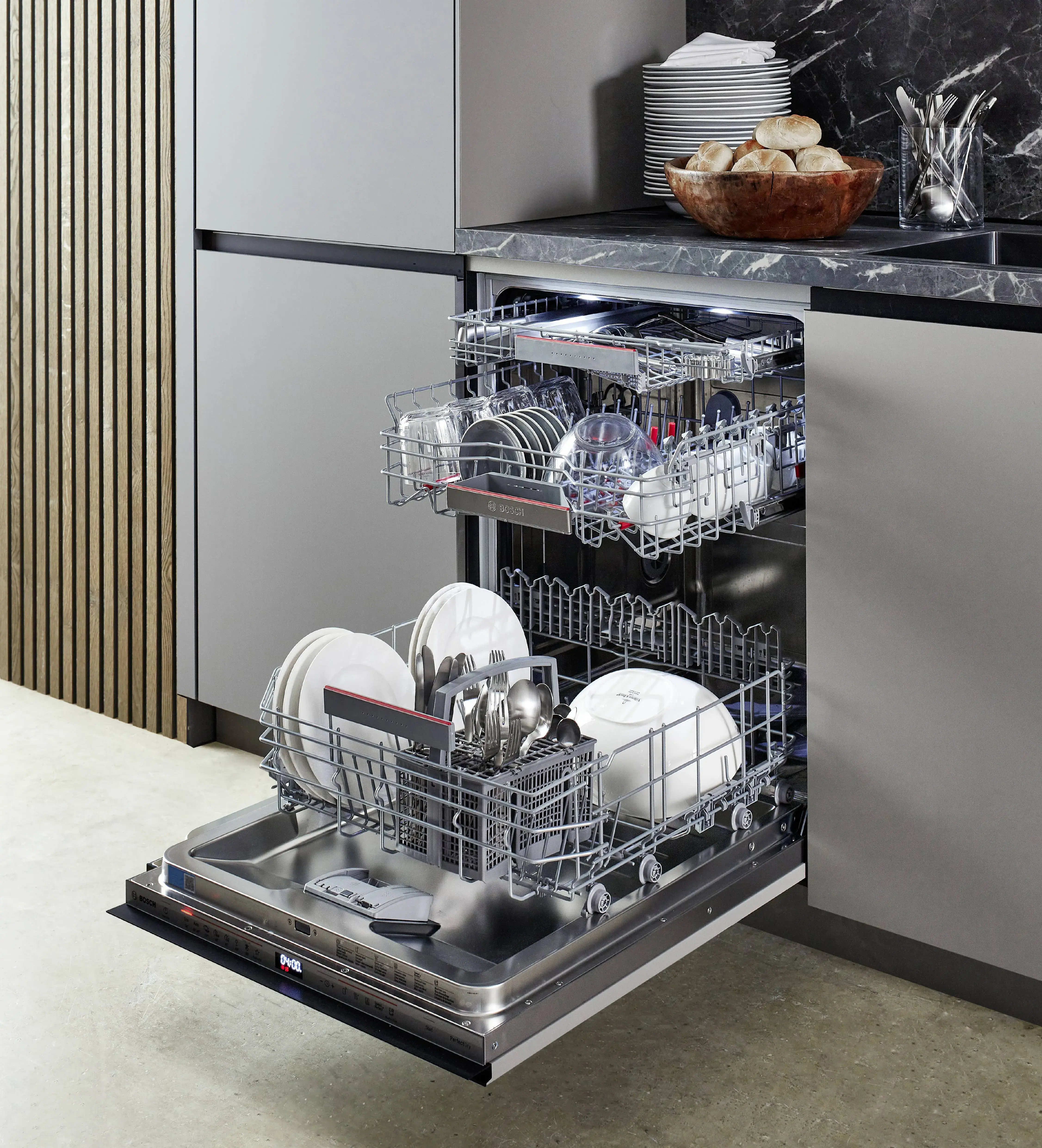 Nobilia Lichtgrau mit Marmordekor und mit BOSCH-Geschirrspüler