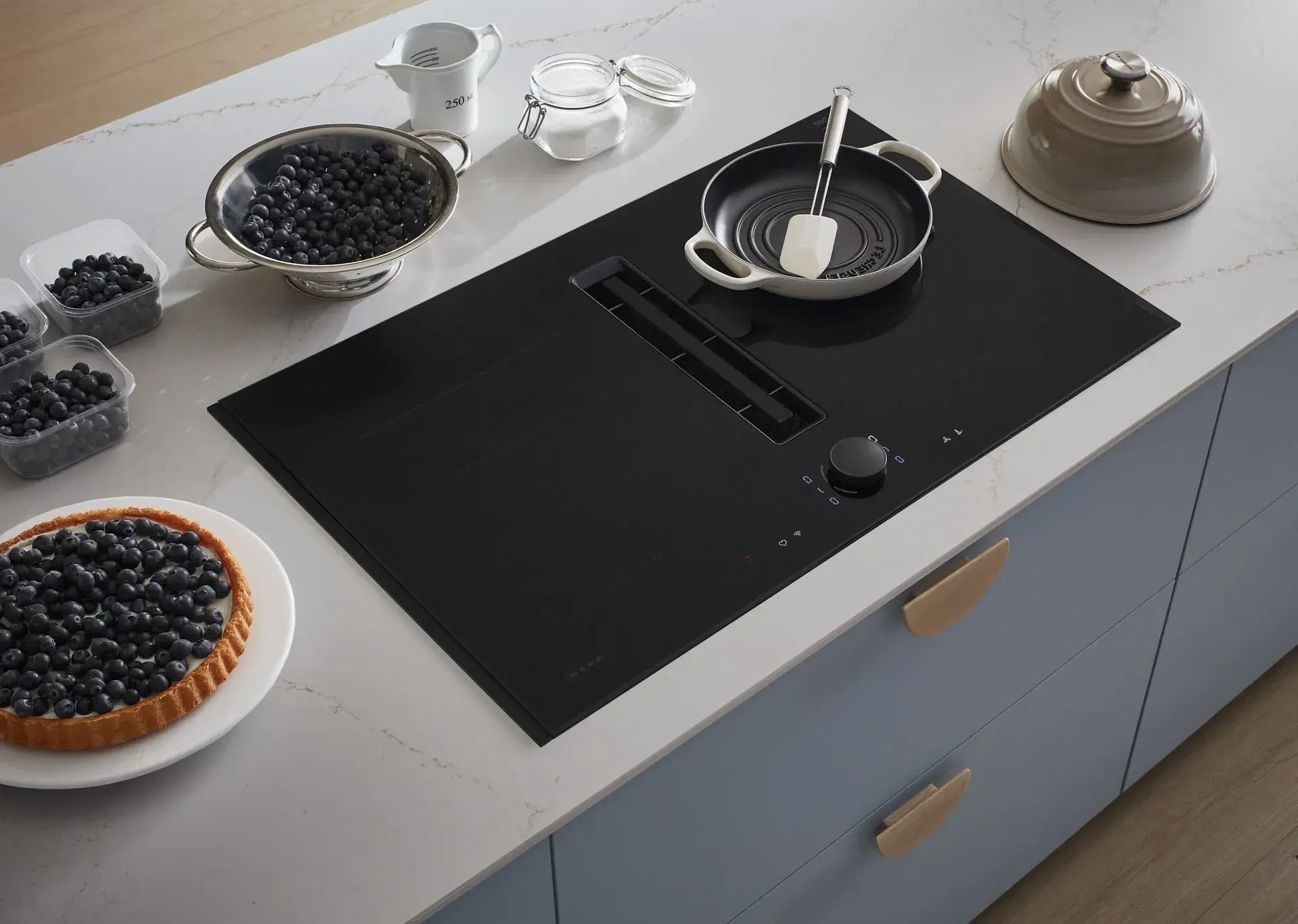 NEFF Induktionskochfeld mit Muldenlüfter, flächenbündiger Einbau, Schubladen, Lack